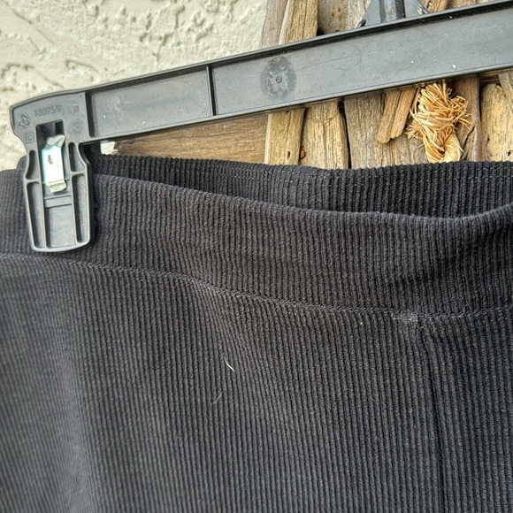 Eileen fisher large black mini rib tencel blend leggings EUC - Picture 4 of 5